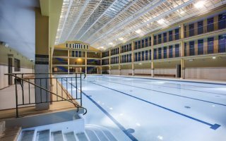 Piscine Molitor : un cadre luxueux qui fait grincer des dents Batiweb Piscine Molitor : un cadre luxueux qui fait grincer des dents Batiweb